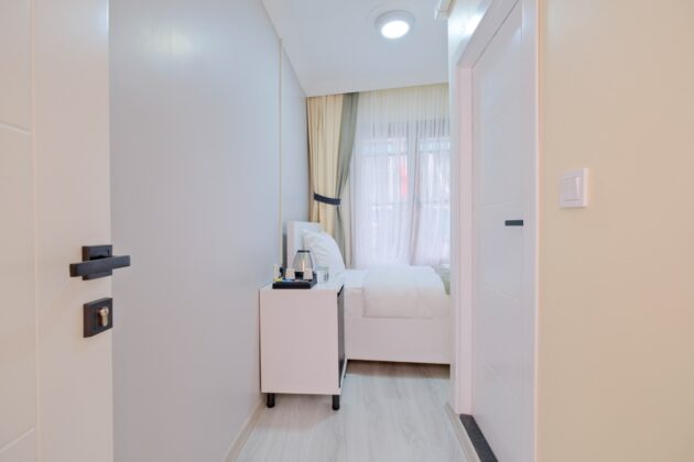 Single Room - Image 2