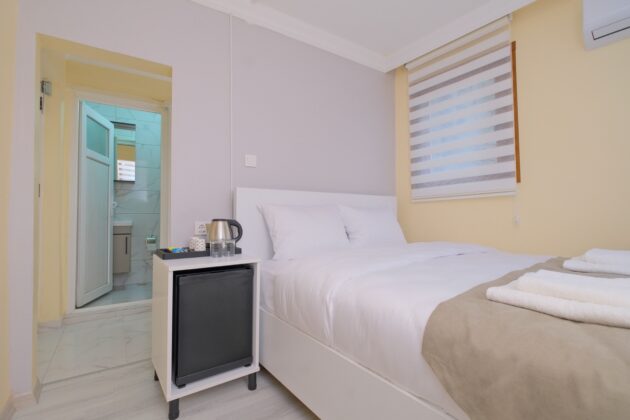 Double Room - Image 2